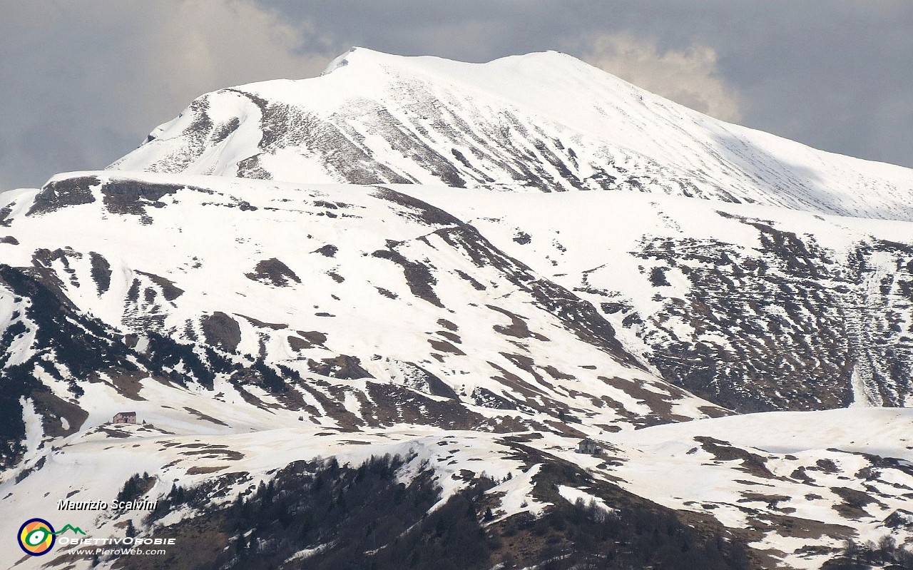 47 Aralalta e Baciamorti, in basso Battisti e Gherardi....JPG